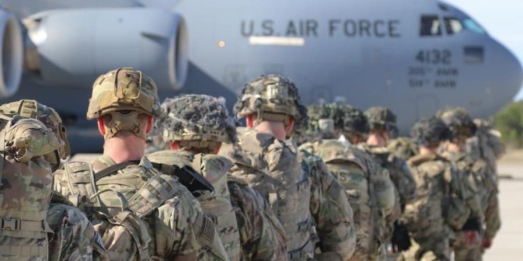 “¿Es posible que Europa se esté suicidando? ¿Qué no solo haya consentido —otra vez— una guerra en el centro de su territorio; sino que la alimente con armas y con hombres? ¿Es posible que haya renunciado a la energía barata de Rusia, que esté dispuesta a sacrificar su famoso poderío industrial y que acepte una avalancha de nuevos refugiados, todos temas que generan serios conflictos entre sus ciudadanos?”, Telma Luzzani