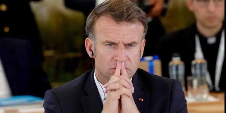 “…el decadente imperialismo jamás había tenido tan pobre y ridículo liderazgo como el que hoy exhibe el G7 (…) Nuestra Democracia Revolucionaria les dirá este 28 de Julio, nuevamente, que somos libres y soberanos y que sus lacayos ¡No Volverán!”, Yván Gil