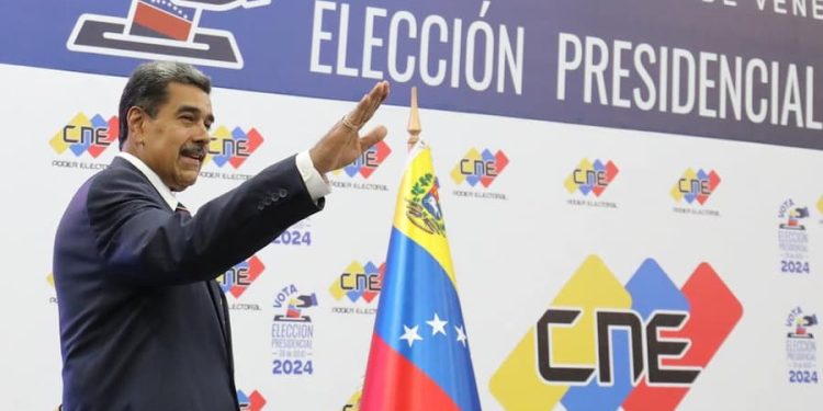 Nicolás Maduro proclamado presidente por el CNE