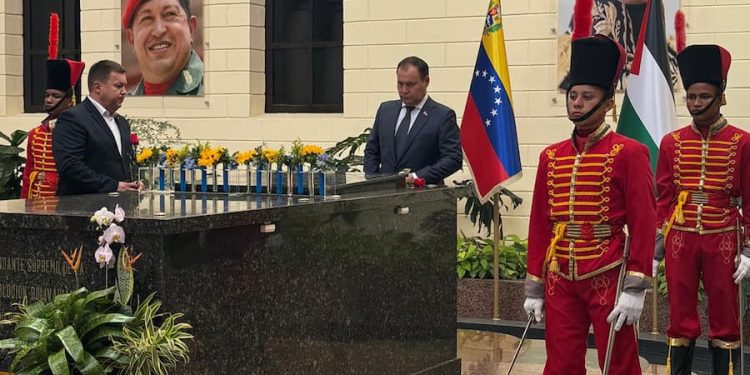 Primer Ministro de Belarús visita Casa Natal del Libertador y el Cuartel de La Montaña