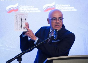 La oposición basa el supuesto triunfo de Edmundo González en un REP distorsionado, un padrón electoral matemáticamente imposible y supuestas actas sin las firmas de testigos, miembros de mesa ni técnicos electorales