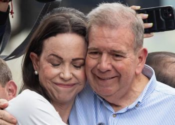 Tinta cruda | Enredos de un acoquinado