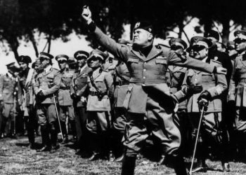 Antipolítica y fascismo