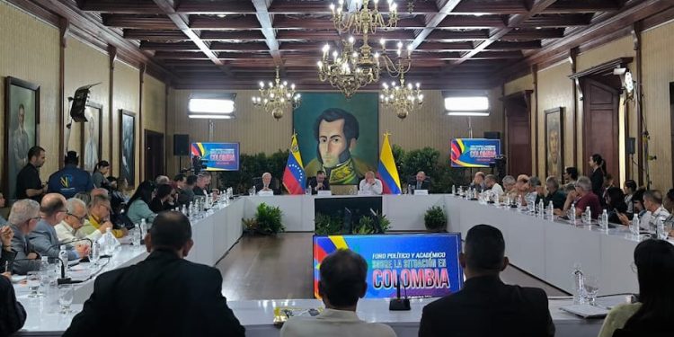 En Venezuela arrancó el foro político y académico sobre situación en Colombia