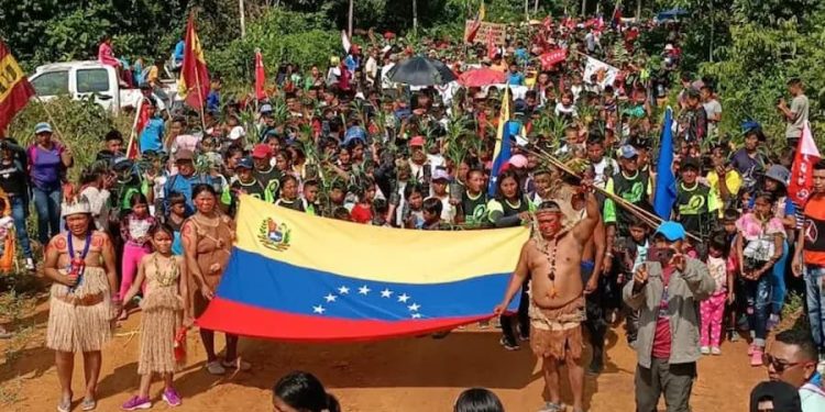 Comunidades indígenas protagonizan Congreso del Bloque Histórico Bolivariano en Caracas