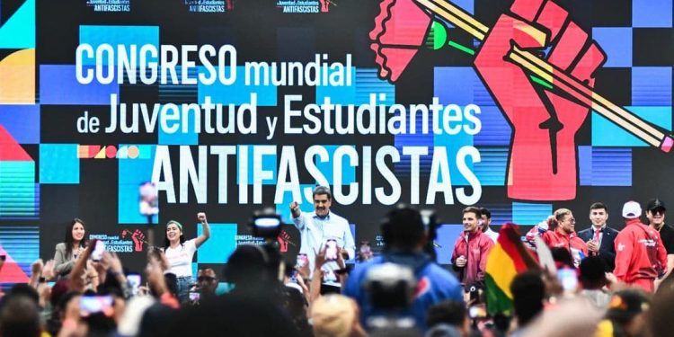 El pensamiento del Comandante Chávez tiene validez política e histórica para todo el siglo XXI. Por eso Venezuela sigue y seguirá en la lucha por un mundo multipolar