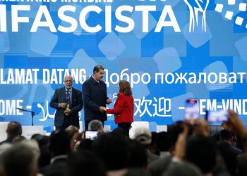 Nicolás Maduro cierra el Foro Parlamentario Mundial Antifascista