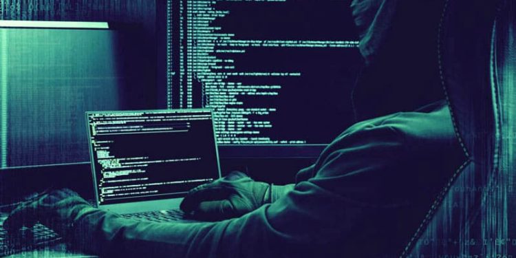Ciberfascismo: Entre Bots y Burbujas