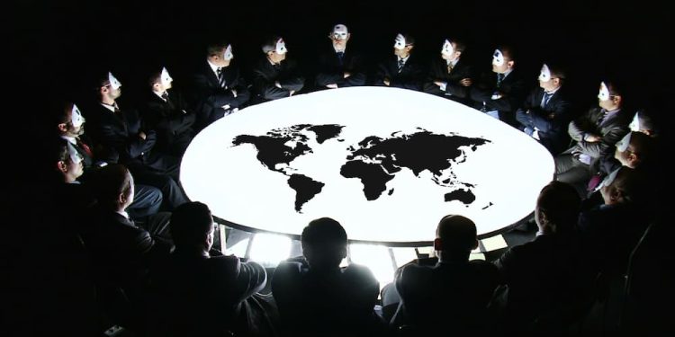 Más Allá del Sol: La Caída del Imperio y el Surgimiento de un Nuevo Orden Mundial