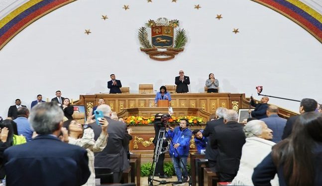 Aprueban por mayoría calificada 1ª discusión del Proyecto de Ley de Presupuesto 1 Aprueban por mayoría calificada 1ª discusión del Proyecto de Ley de Presupuesto