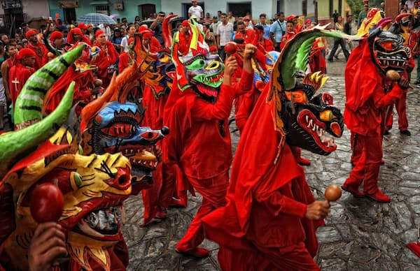 Los Diablos Danzantes de Yare Trabajo General