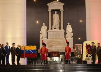 ¡200 años después seguimos levantando las banderas de las luchas de los Pueblos libres!