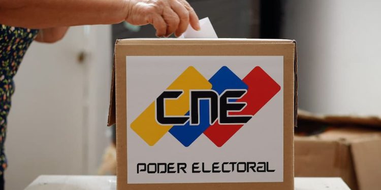 Venezuela celebra con éxito la primera Consulta Popular Nacional de 2025