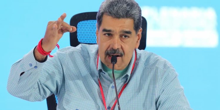Nicolás Maduro llama a la construcción de un liderazgo con valores y humildad