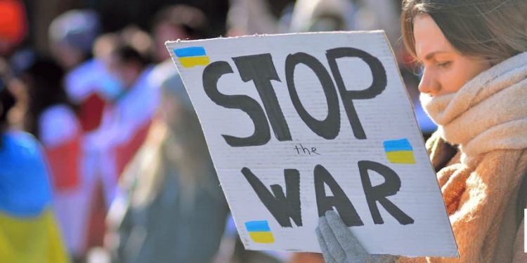 Los últimos acontecimientos dejan en claro que Europa y Ucrania van a tener un papel muy discreto en la negociación de paz. Mientras Washington y Moscú deciden el futuro de la región, Europa se mantiene como un mero espectador