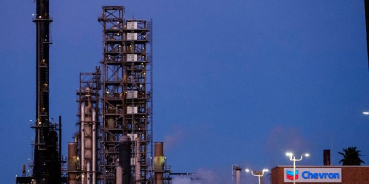 Estados Unidos formalizó revocatoria de licencia a Chevron para operar en Venezuela