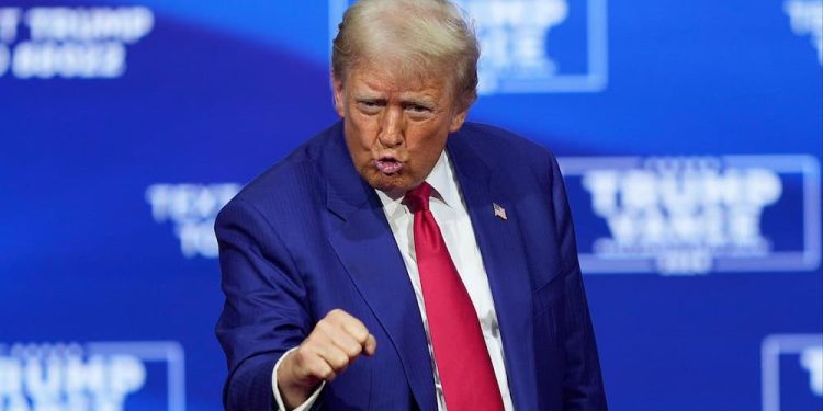 La forma de conducir la política interna y externa de Trump, ha traído a la mente de los analistas y gente de medios la llamada “teoría del loco", aquella que aplicara Richard Nixon