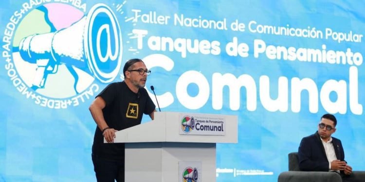 Ministro Freddy Ñáñez inicia el Taller Nacional de Comunicación Popular Tanques de Pensamiento Comunal