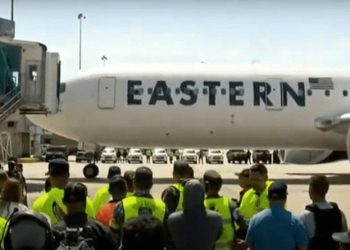 Llegan a Venezuela 175 migrantes desde EE.UU.