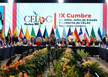 “Un poderoso bloque de voces y acciones comunes, unidas en la diversidad”. Durante la IX Cumbre de la CELAC, que concluyó en Honduras, el presidente Maduro definió así la Comunidad de Estados Americanos y Caribeños, integrada por 33 países de América, con excepción de Estados Unidos y Canadá