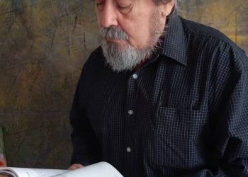 Víspera es un poema narrado 6 Fue presentado por la editorial El Perro y la Rana, por William Osuna y Jesús Ernesto Parra el 11 de abril, en la librería del Sur en Gradillas, y en la Casa Bello el 25 del mismo mes