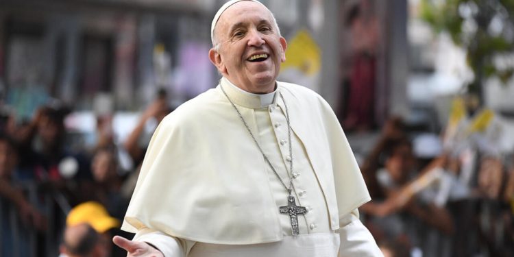 Francisco: un Papa revolucionario defensor de los pueblos y los pobres