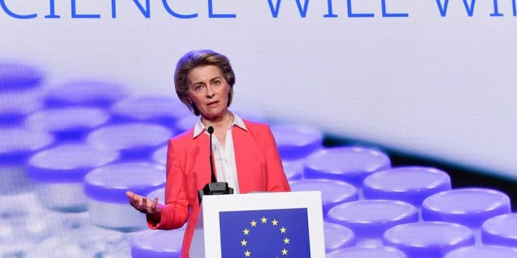 Cuando se habla de corrupción, muchos europeos la asocian a von der Leyen y al caso ‘Pfizergate