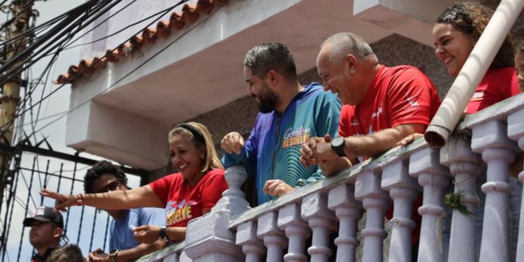 Candidatos de la Patria recorren la parroquia Sucre en Caracas