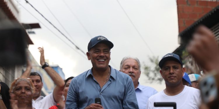 Jorge Rodríguez: Elio Serrano recorrerá cada rincón de Miranda para resolver los problemas de la gente