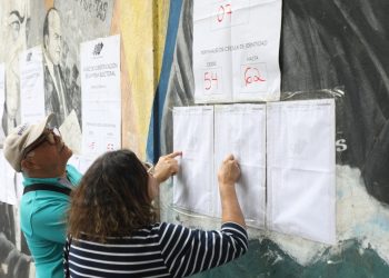 Veedores internacionales destacan normalidad y transparencia en elecciones venezolanas