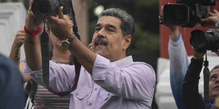 Pdte. Nicolás Maduro felicita a periodistas venezolanos en su día