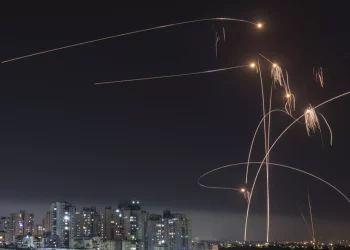 Desbaratadas las defensas antiaéreas de Israel 