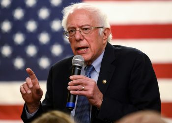 Senador Bernie Sanders advierte a Trump sobre acciones militares contra Irán