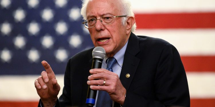 Senador Bernie Sanders advierte a Trump sobre acciones militares contra Irán