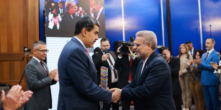 Nicolás Maduro: Hay que ganar la guerra cognitiva