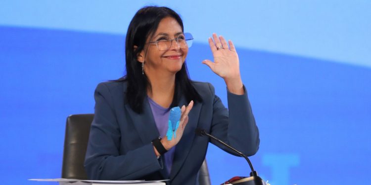 Vicepresidenta Delcy Rodríguez insta a fortalecer áreas productivas en taller con diputados electos