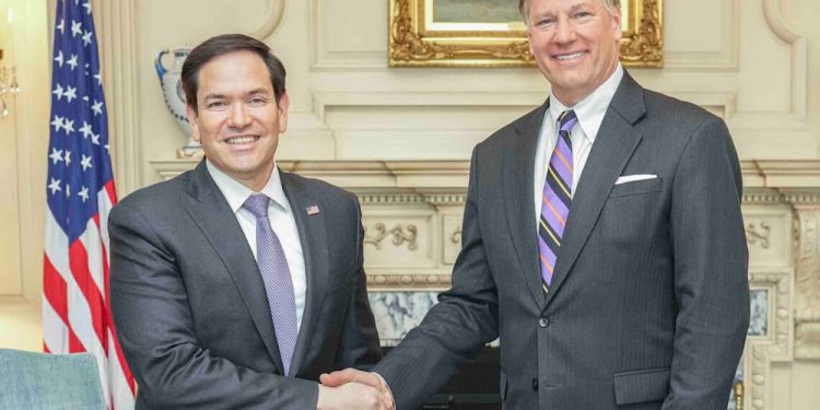 Ahora, en el nuevo contexto de reinicio bélico de las economías capitalistas a nivel global, ¿serán los BRICS capaces de hacer frente a los desafíos que habían prometido asumir para contrarrestar el “privilegio exorbitante” del dólar y para establecer un sistema monetario internacional más multipolar?