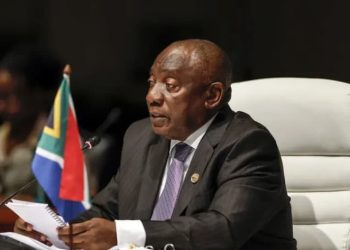 Tinta Cruda | El blanco y anglo mundo de Trump