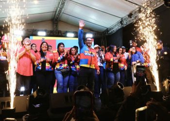 Farith Fraija cierra campaña con multitudinario acto en Los Teques y renueva su compromiso con Guaicaipuro