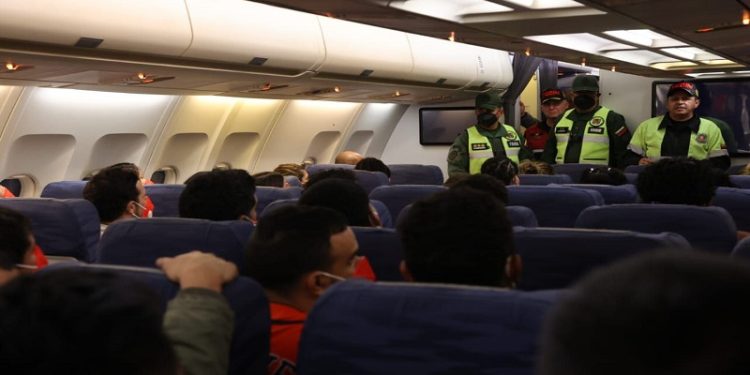 210 connacionales regresan a Venezuela en el vuelo número 49 de la Gran Misión Vuelta a la Patria