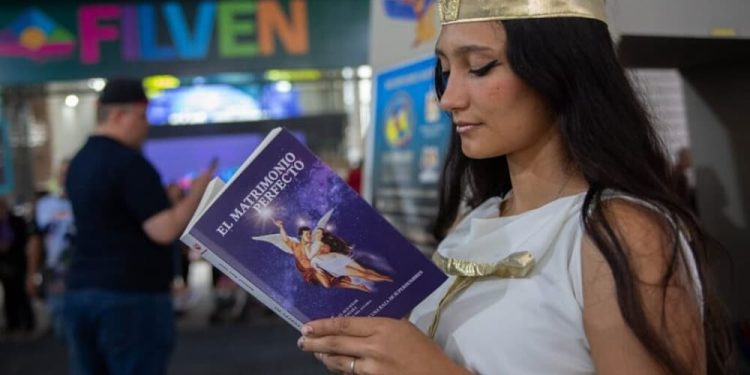 Cuatro Temas | Venezuela: libros, deporte, solidaridad y elecciones