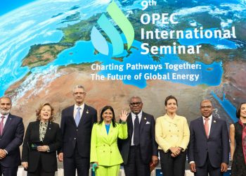 Delcy Rodríguez: «Sanciones de Occidente ponen en riesgo la seguridad energética global»