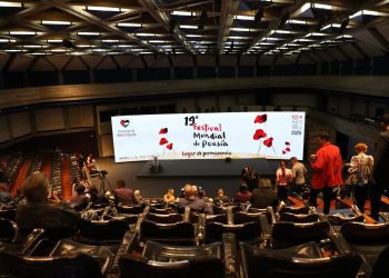 ¡El poder de la poesía ilumina Caracas en el 19° Festival Mundial de Poesía 2025! 5 ¡El poder de la poesía ilumina Caracas en el 19° Festival Mundial de Poesía 2025!