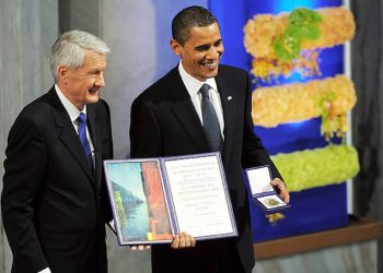 Tinta Cruda | Manual para un Nobel de la Paz