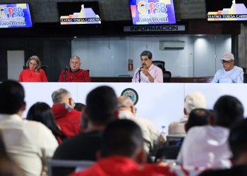 Maduro: Bolivia recobrará su camino con unión 13 Maduro: Bolivia recobrará su camino con unión