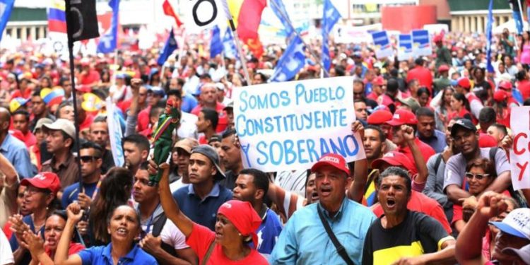 82% de venezolanos rechaza injerencia extranjera y defiende soberanía según estudio de Hinterlaces