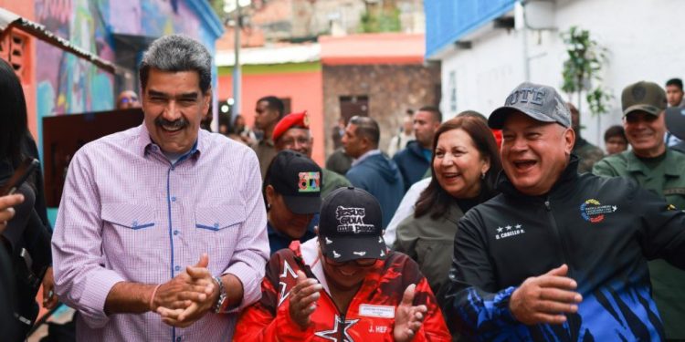 Presidente Maduro activa Cuadrantes de Paz en Circuitos Comunales de Caracas