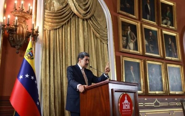 Nicolás Maduro: “La Patria es inexpugnable, nada ni nadie tocará a Venezuela”