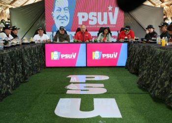 Cabello: «Respuesta del pueblo al alistamiento fue una lección de dignidad»