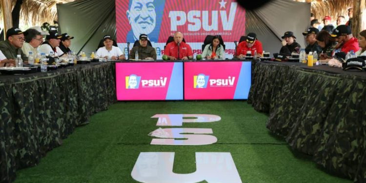 Cabello: «Respuesta del pueblo al alistamiento fue una lección de dignidad»